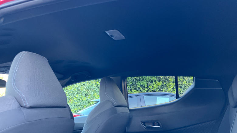 Toyota C-HR 1.8 Hybrid Design 5dr CVT Hybrid Hatchback